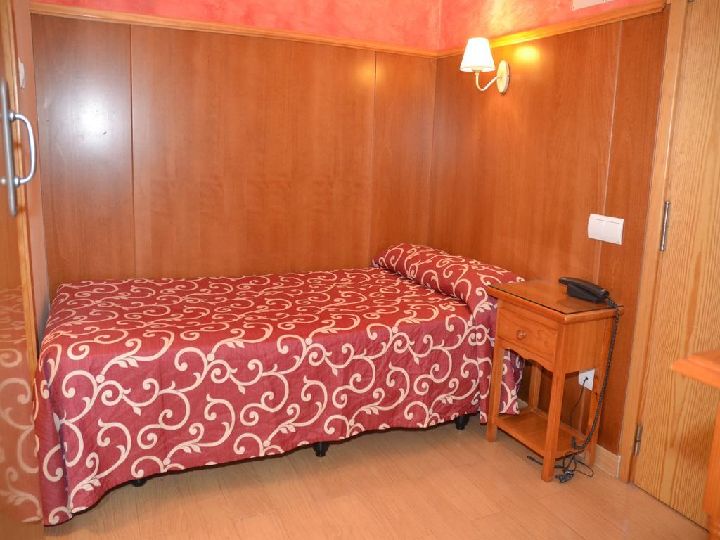 Hotel Emilio Punta Umbría Стая снимка
